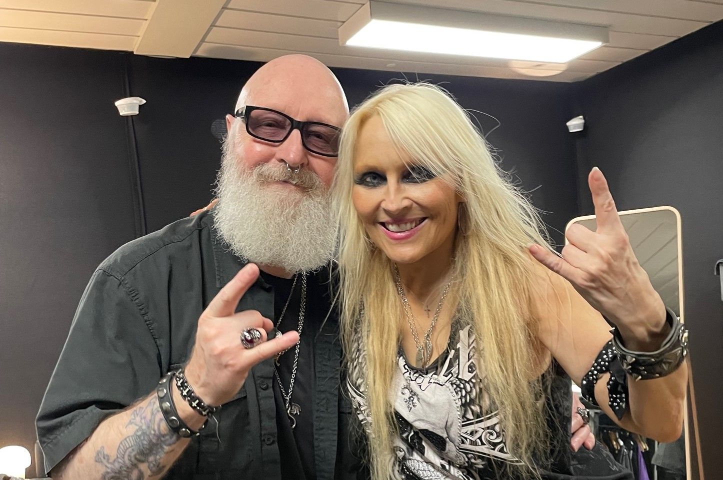 Doro Il Video Di Total Eclipse Of The Heart Feat Rob Halford