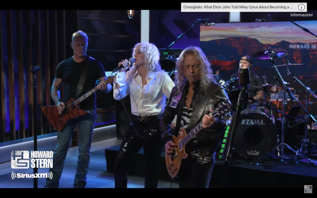 Metallica tutti i video ufficiali al The Howard Stern Show con Miley Cyrus